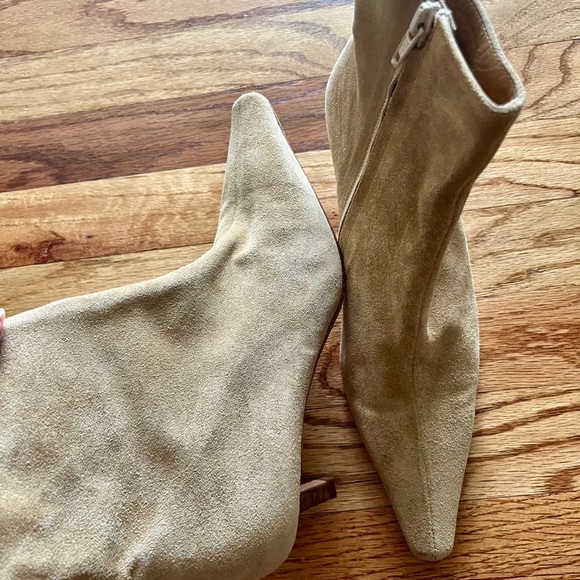 Barney’s New York - Co—Op. Tan Suede Women's Boots US size 8 - Picture 5 of 9